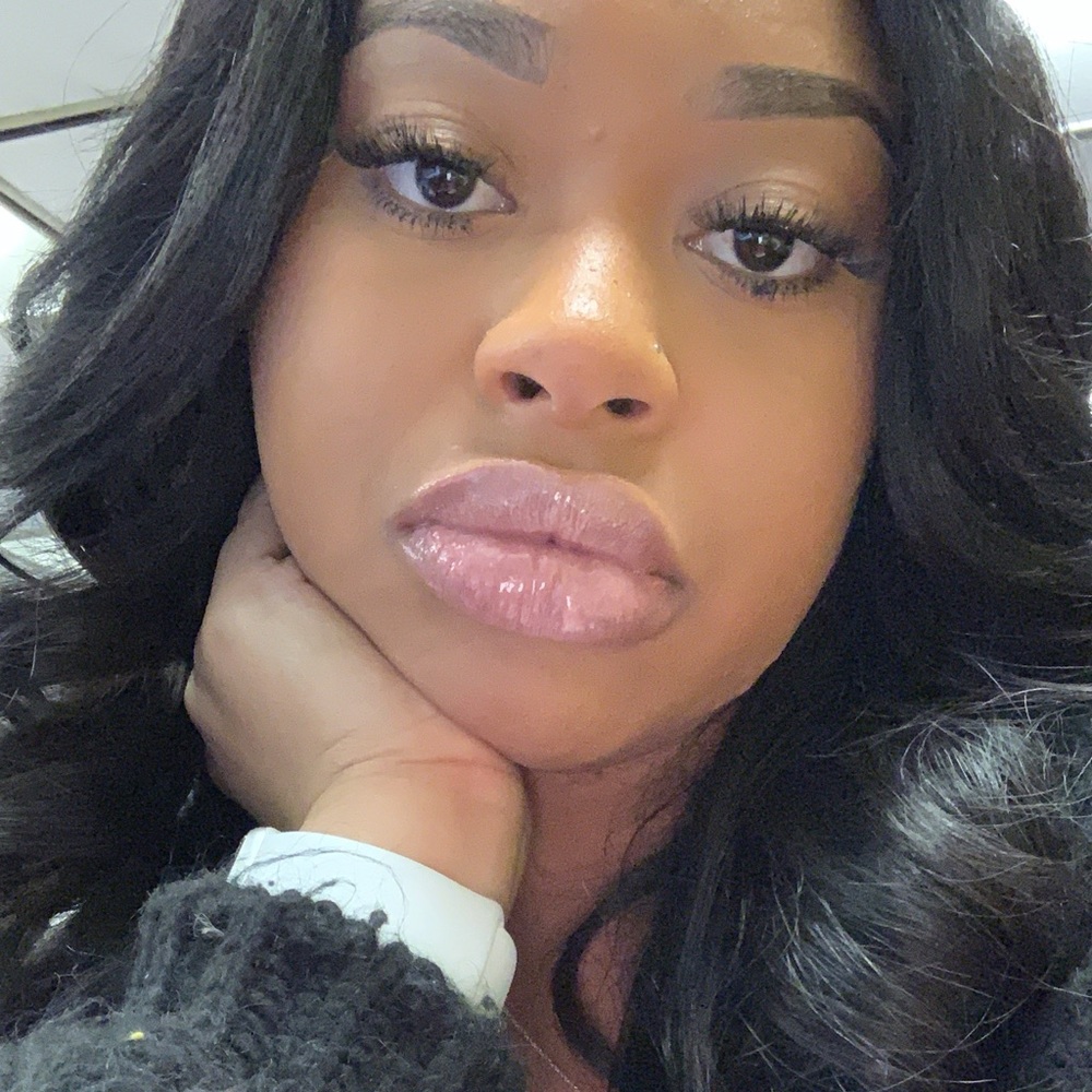 Meet your Posher, Zoe